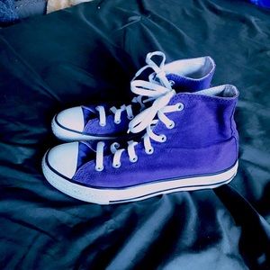 Electric purple high top converse size8